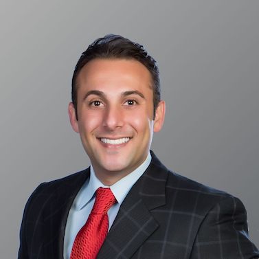 Photo of Dr. Arash Hakhamian, DDS, Restore Dental